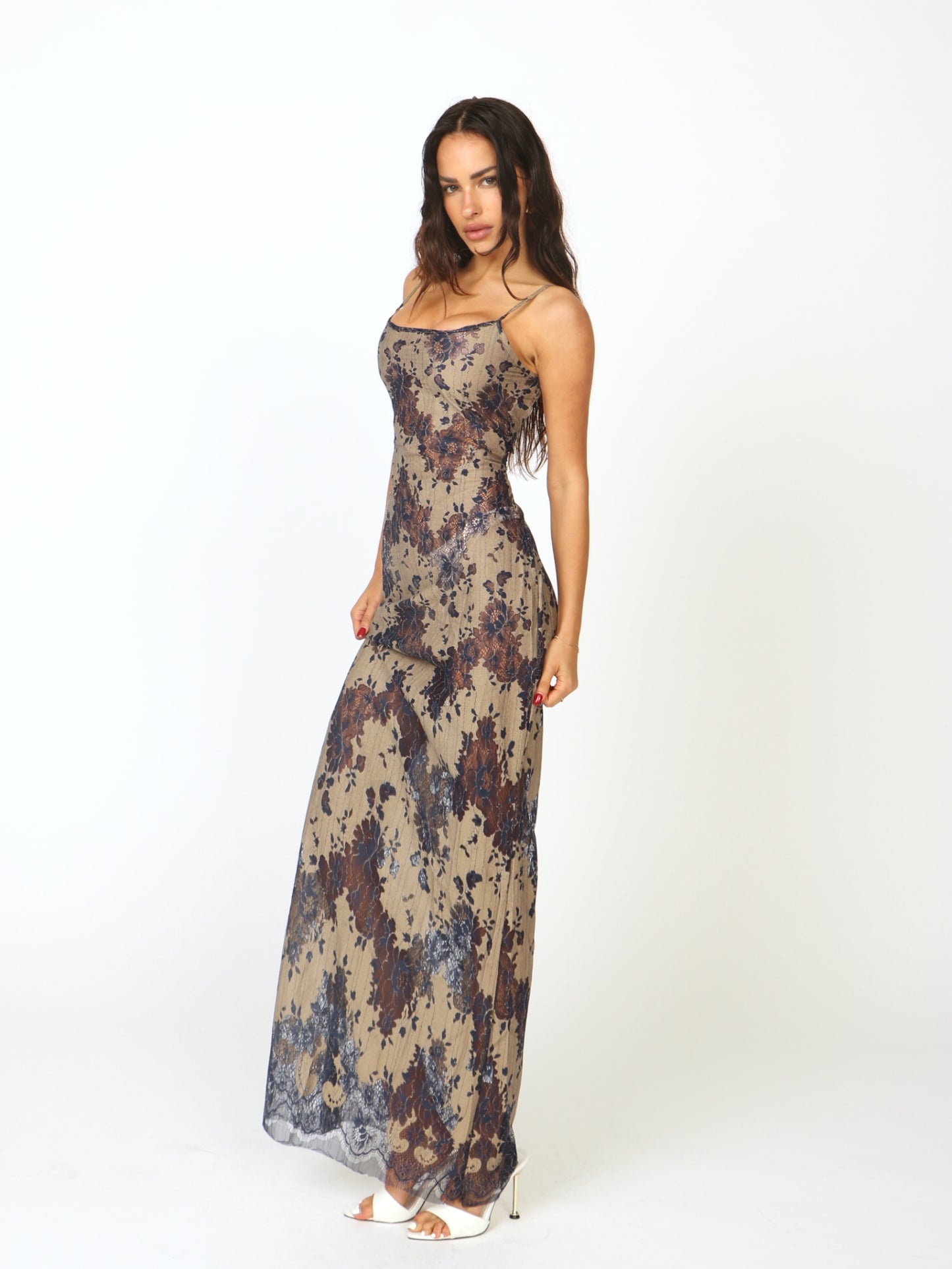 ROMANE LACE MAXI DRESS