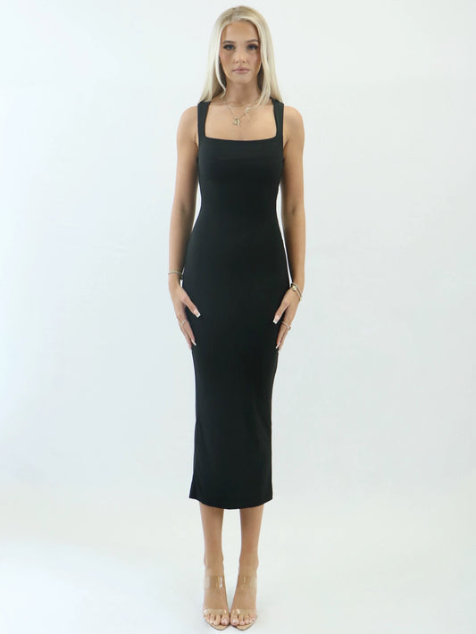 BASIC 002 SQUARE NECKLINE DRESS